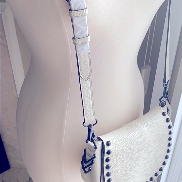 ✅Rebecca Minkoff Antique White Crossbody - Picture 6 of 10